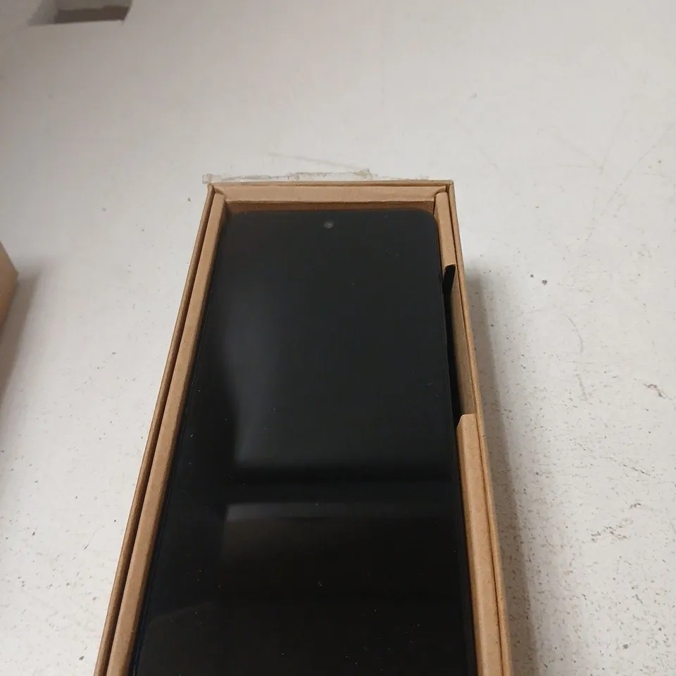 TCL 50 SMARTPHONE – BOXED