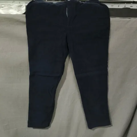 SPOKE NAVY JEANS 2 PAIRS SIZE 32R