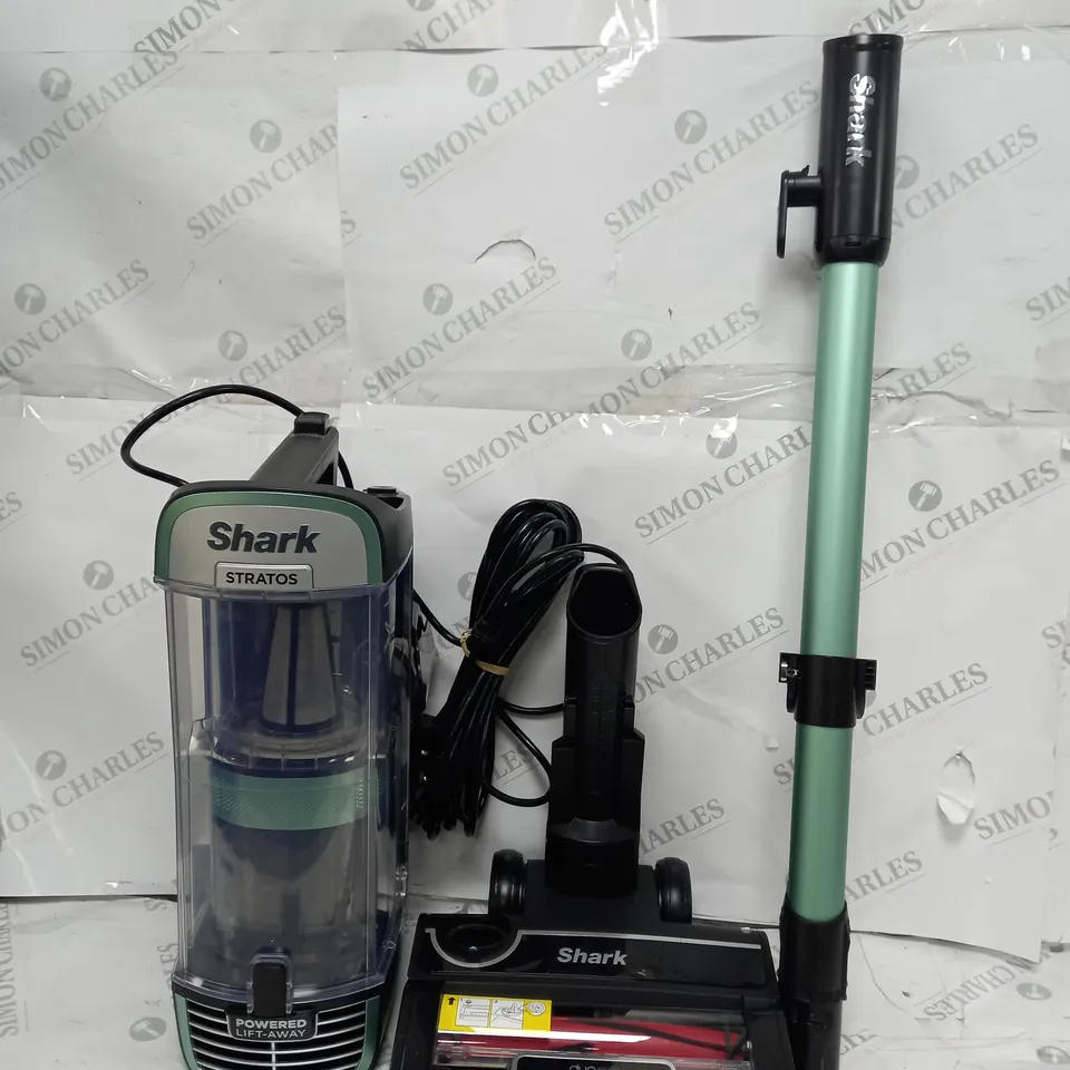 SHARK STRATOS UPRIGHT VACUUM CLEANER WITH PET-TOOL & CAR KIT NZ860UK - COLLECTION ONLY