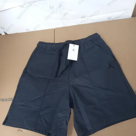 JORDAN STANDARD FIT ACTIVE SHORTS IN DARK GREY SIZE M