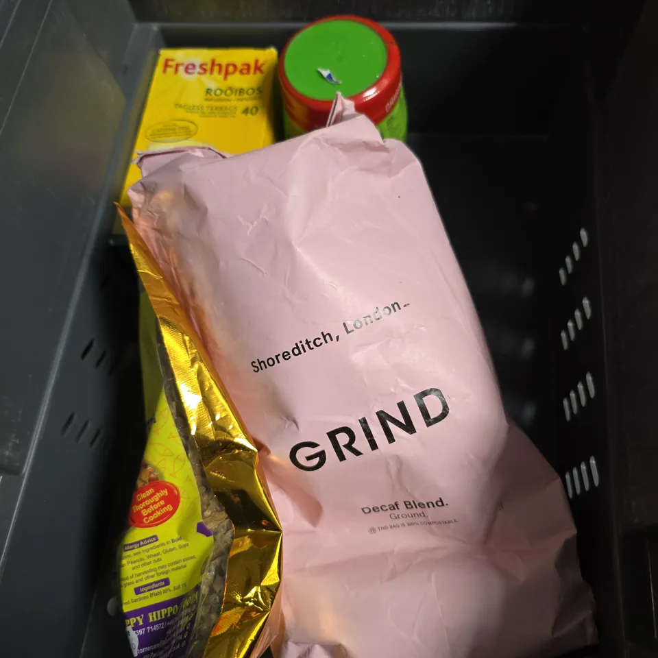 APPROXIMATELY 7 ASSORTED FOOD ITEMS INCLUDING GRIND DECAF BLEND , YUM YUM PEANUT BUTTER AND SEVEN COLOURS SEASONING 