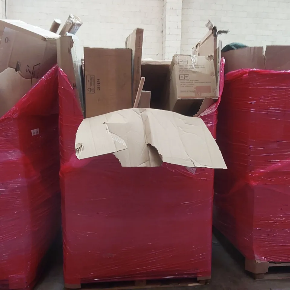 PALLET OF ASSORTED ITEMS INCLUDING: FULL LENGTH MIRROR, TANDOOR OVEN, CEILING FAN, SHELVES, POP-UP BEACH TENT ECT