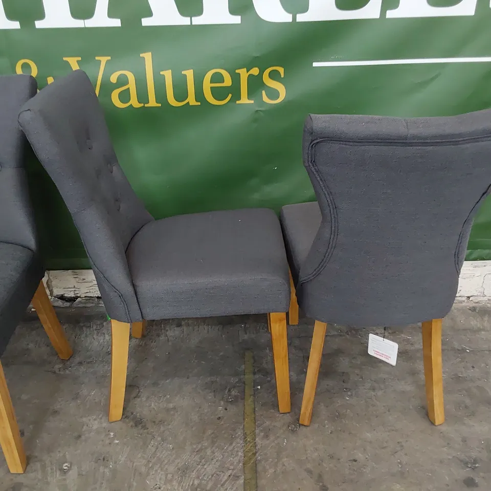 SET OF FOUR UPHOLSTERED BUTTONED BACK DINING CHAIRS CHARCOAL FABRIC ON NATURAL LEGS 