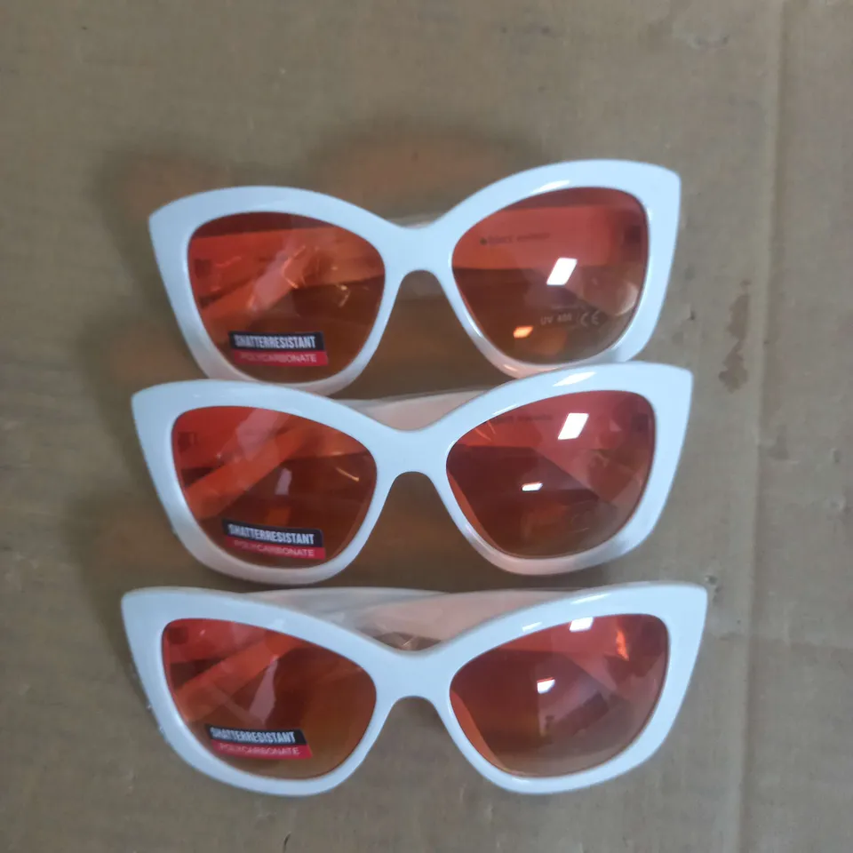 BOX OF APROX 100 SUN GLASSES