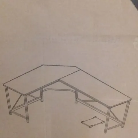 L SHAPRED MODERN DESK
