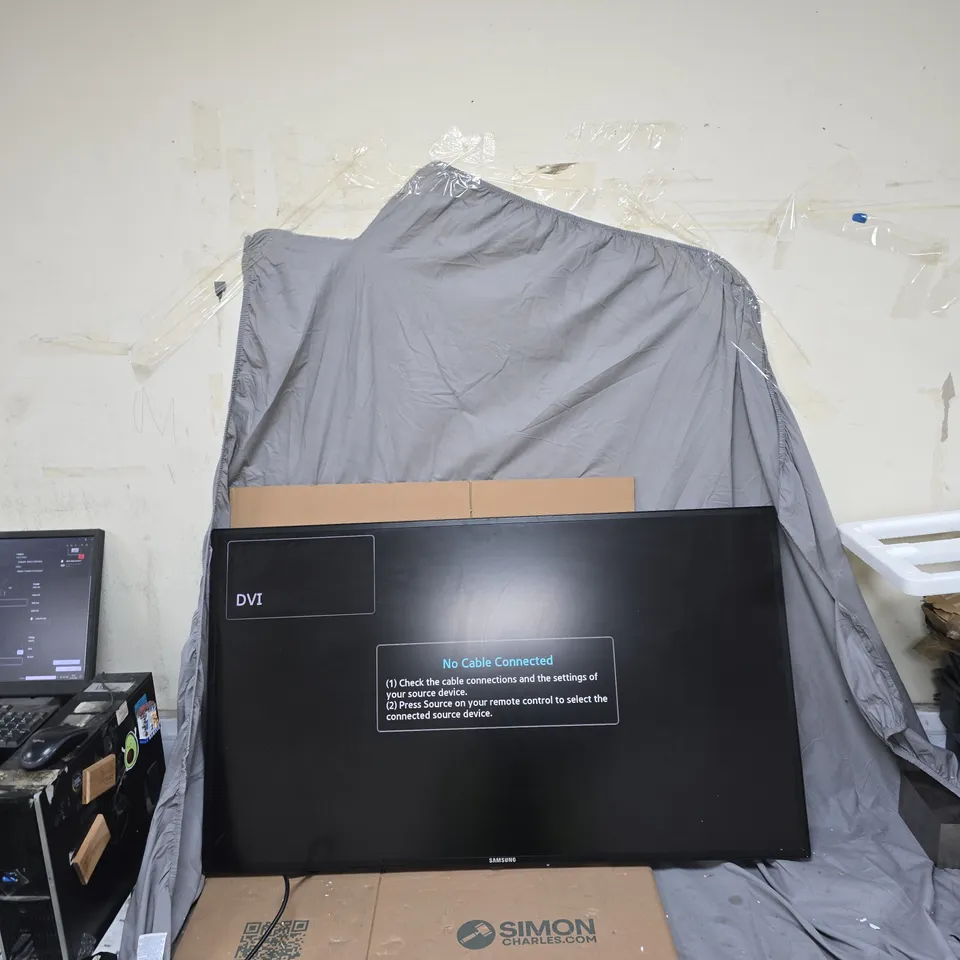 SAMSUNG COLOUR DISPLAY UNIT – MONITOR (DE46C)