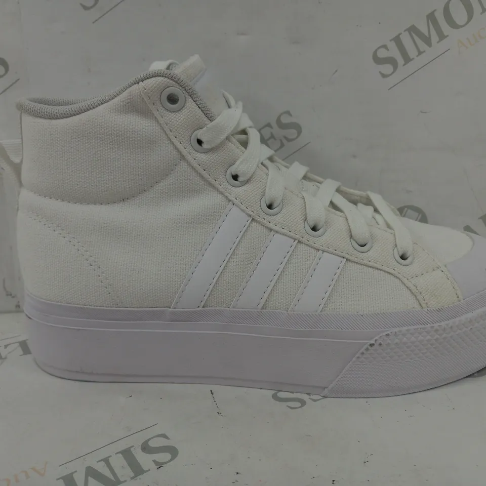ADIDAS BRAVADO 2.0 MID RISE TRAINERS IN WHITE - UK 4 1/2