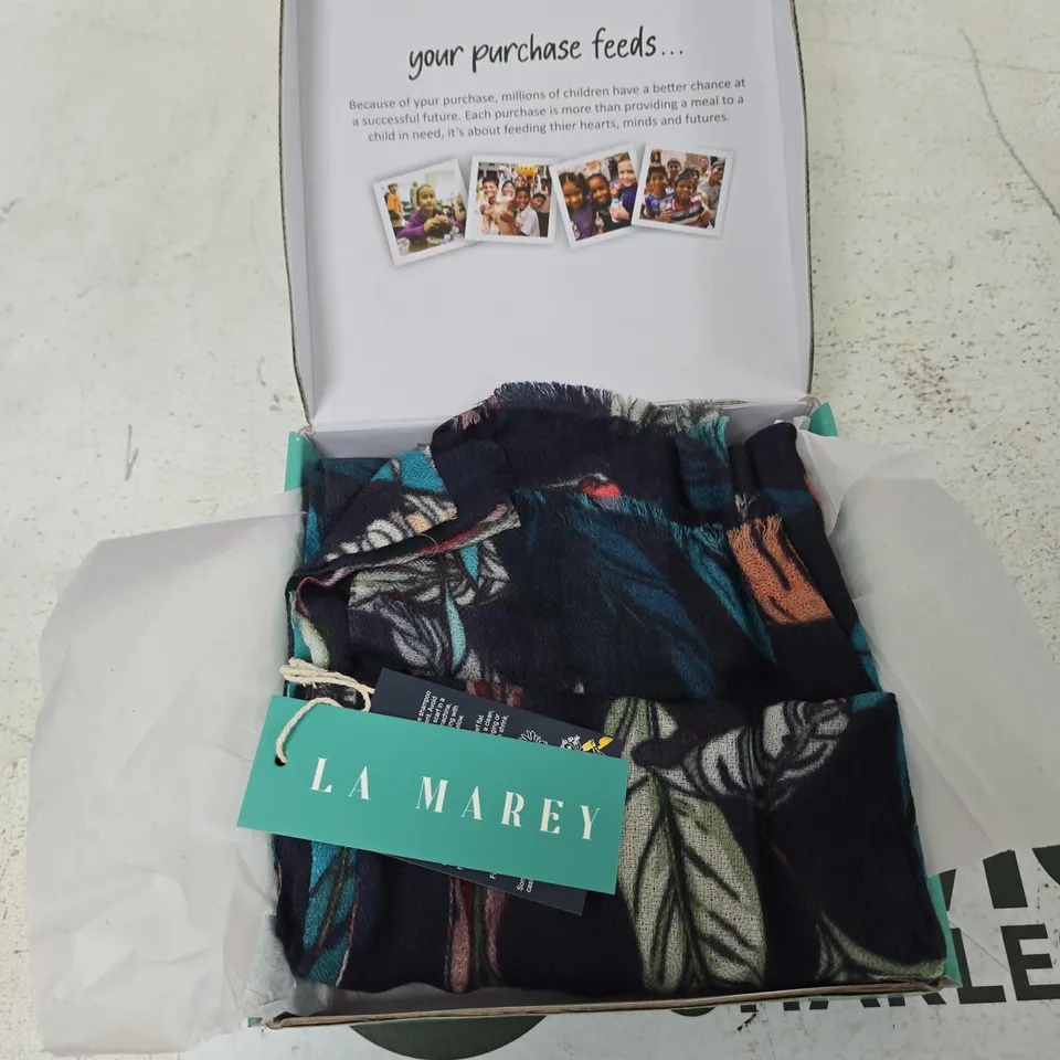 LA MAREY 100% CASHMERE SCARF