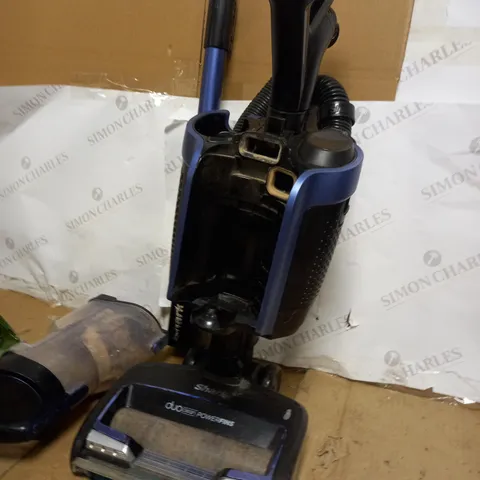 SHARK CORDLESS UPRIGHT VACUUM CLEANER