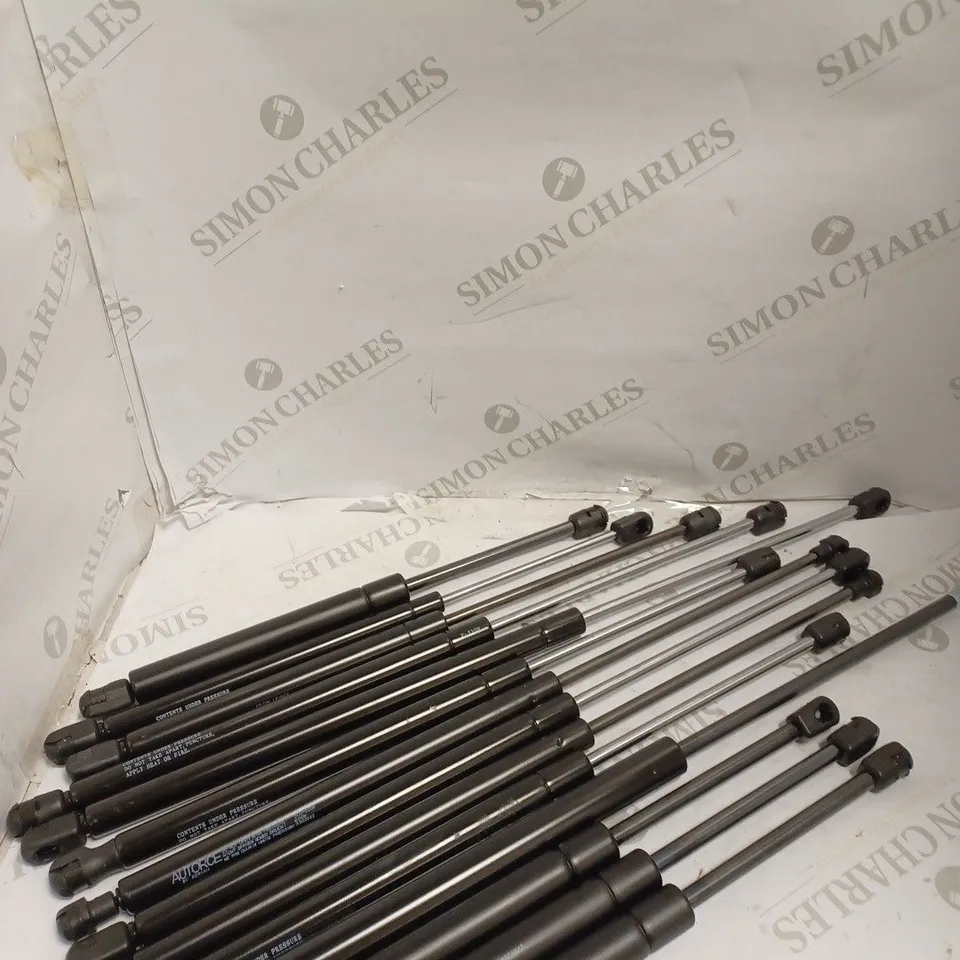 BOX OF 14 ASSORTED UNIVERSAL GAS STRUTS IN VARIOUS LENGTHS 