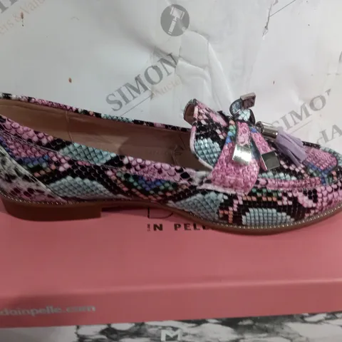 MODA IN PELLE ENLEEA IN PINK MUILTI SNAKE PRINT SIZE EU 40