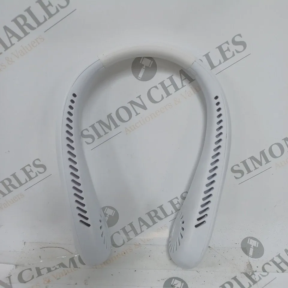 LEAFLESS HANGING NECK FAN