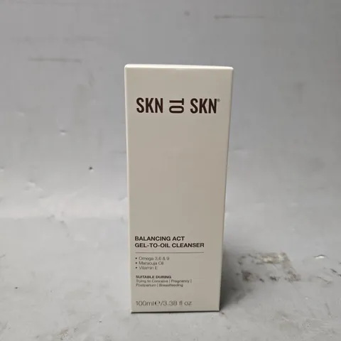 BOXED SKN TO SKN BALANCING ACT GEL-TO-OIL CLEANSER
