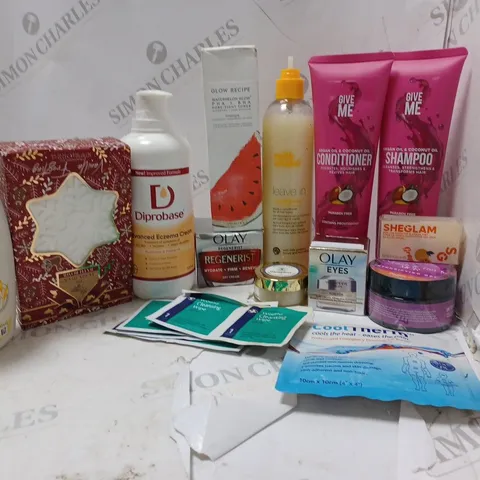 LOT OF BEAUTY PRODUCTS TO INCLUDE CONDITIONER, SHAMPOO, ETC
