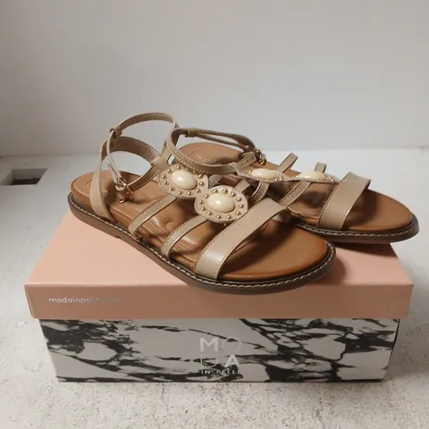 MODA IN PELLE LYSANDRA BEIGE STONE-DETAIL FLAT SANDALS β UK 6