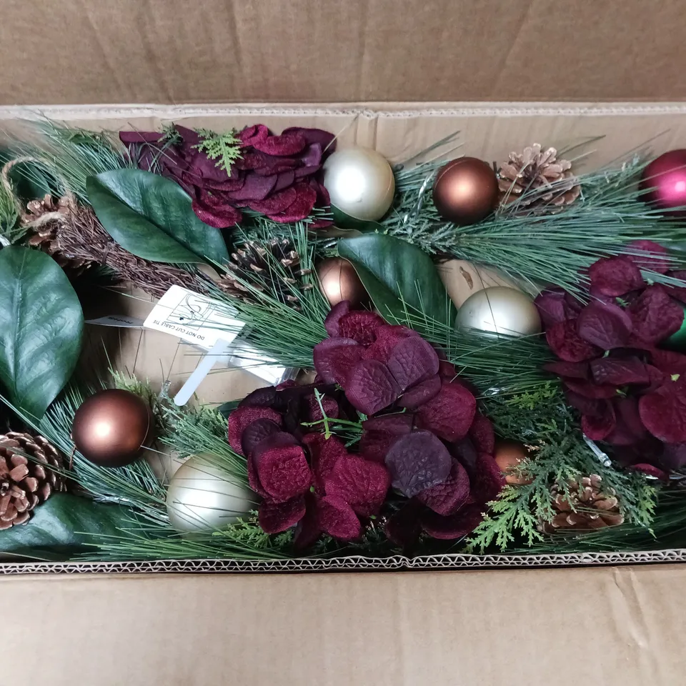 RED HYDRANGEA PRE-LIT CHRISTMAS GARLAND