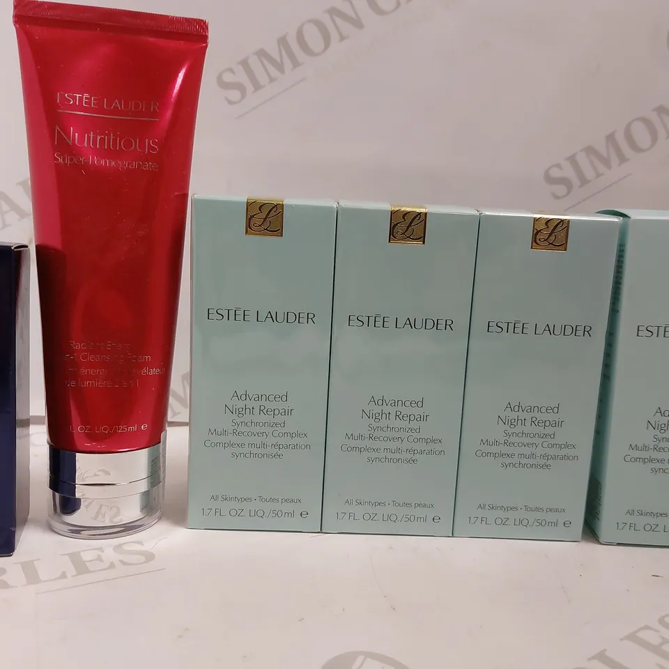 BOX OF APPROX 5 ESTEE LAUDER ITEMS TO INCLUDE ADVANCED NIGHT REPAIR CREAM, ESTEE LAUDER DOUBLE WEAR MAKEUP SPRAY, ESTEE LAUDER 2-IN-1 CLEANSING FOAM