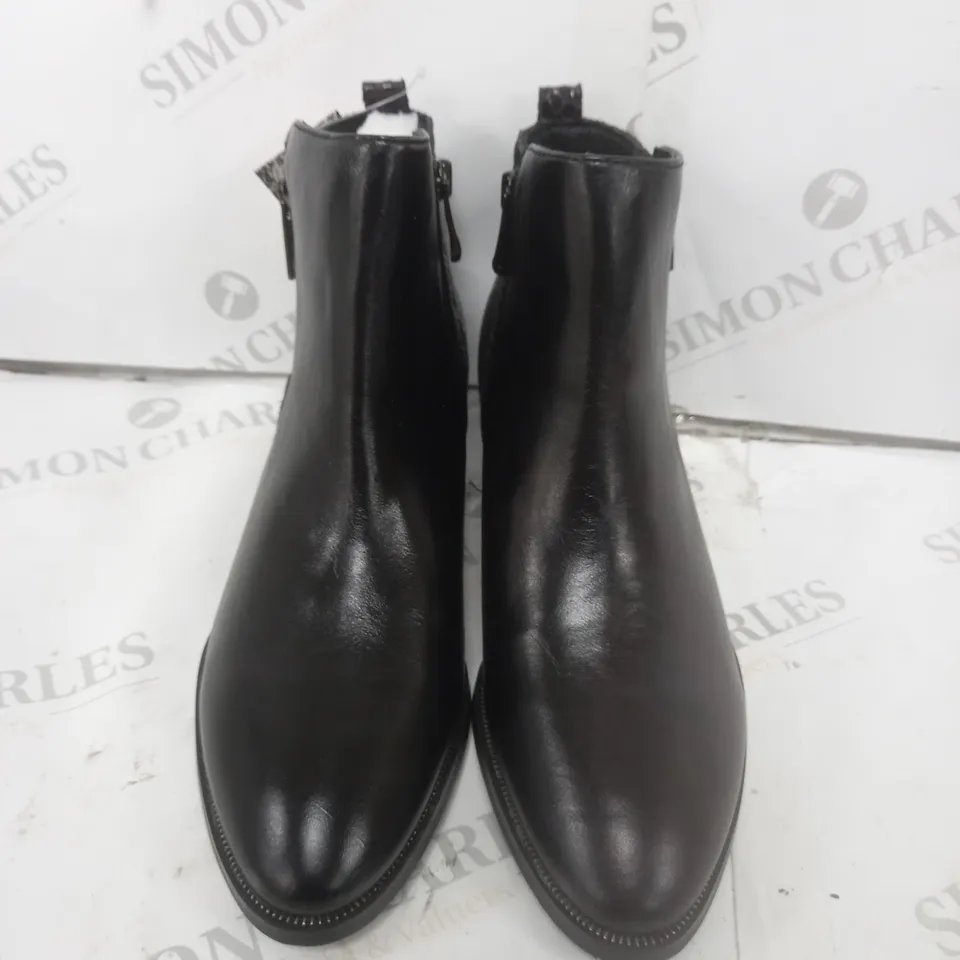 BOXED MODA IN PELLE TAMI ANKLE BOOT BLACK SIZE 6