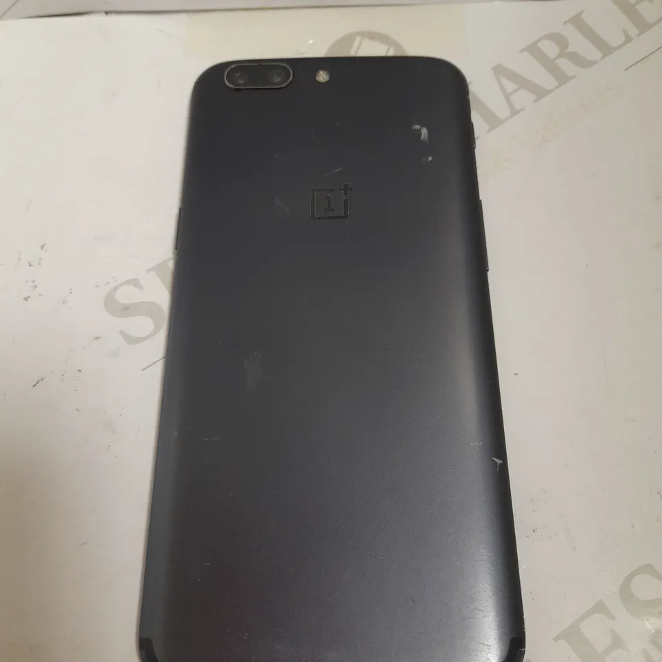 ANDROID MOBILE PHONE - MODEL UNKNOWN