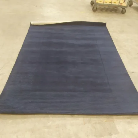 QUALITY DESIGNER AREA RUG - APPROXIMATELY 232 x 160cm