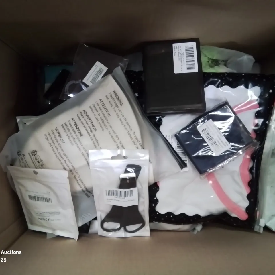 BOX CONTAINING LARGE QUANTITY OF MIXED EVERYDAY HOUSEHOLD ITEMS ETC. TO INCLUDE: CROCS, CLOTHES, HI VISIBILITY VESTS, MAKE UP CASES AND LOTS MORE.