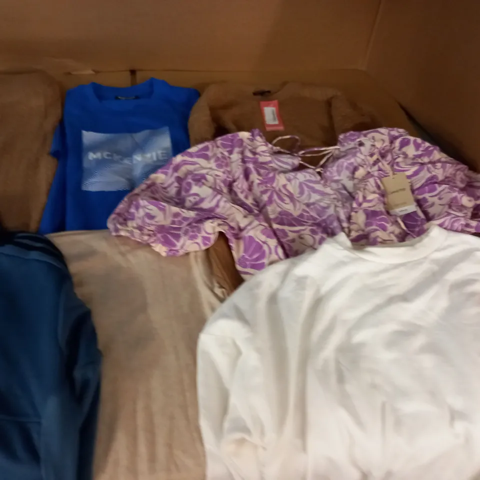 LARGE QUANTITY OF ASSORTED CLOTHING ITEMS TO INCLUDE ADIDAS, MNG AND MCKENZIE