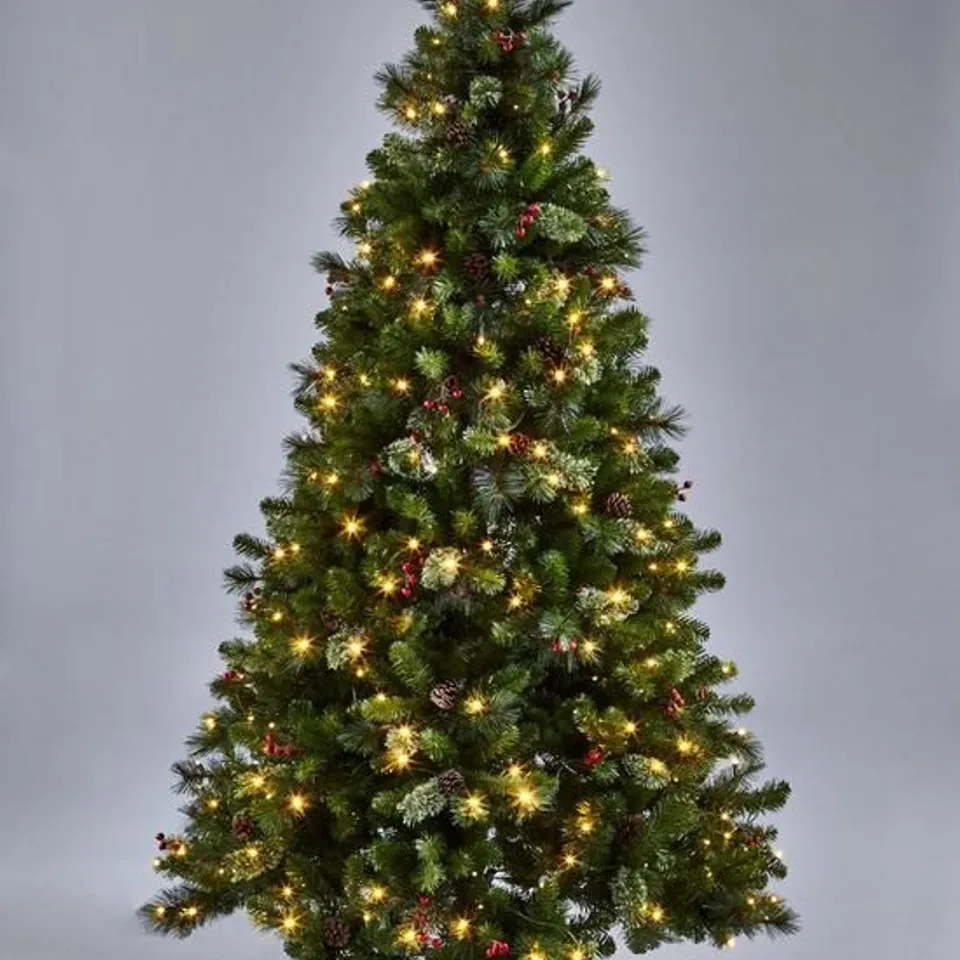 BOXED 8FT BROOKFIELD PRE LIT CHRISTMAS TREE - COLLECTION ONLY RRP £299.99