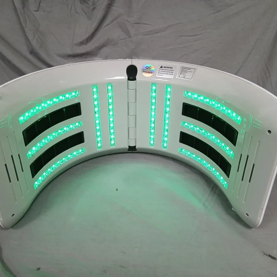 OPATRA LONDON LED LIGHT THERAPY FACIAL DEVICE – TWO-PIECE SET