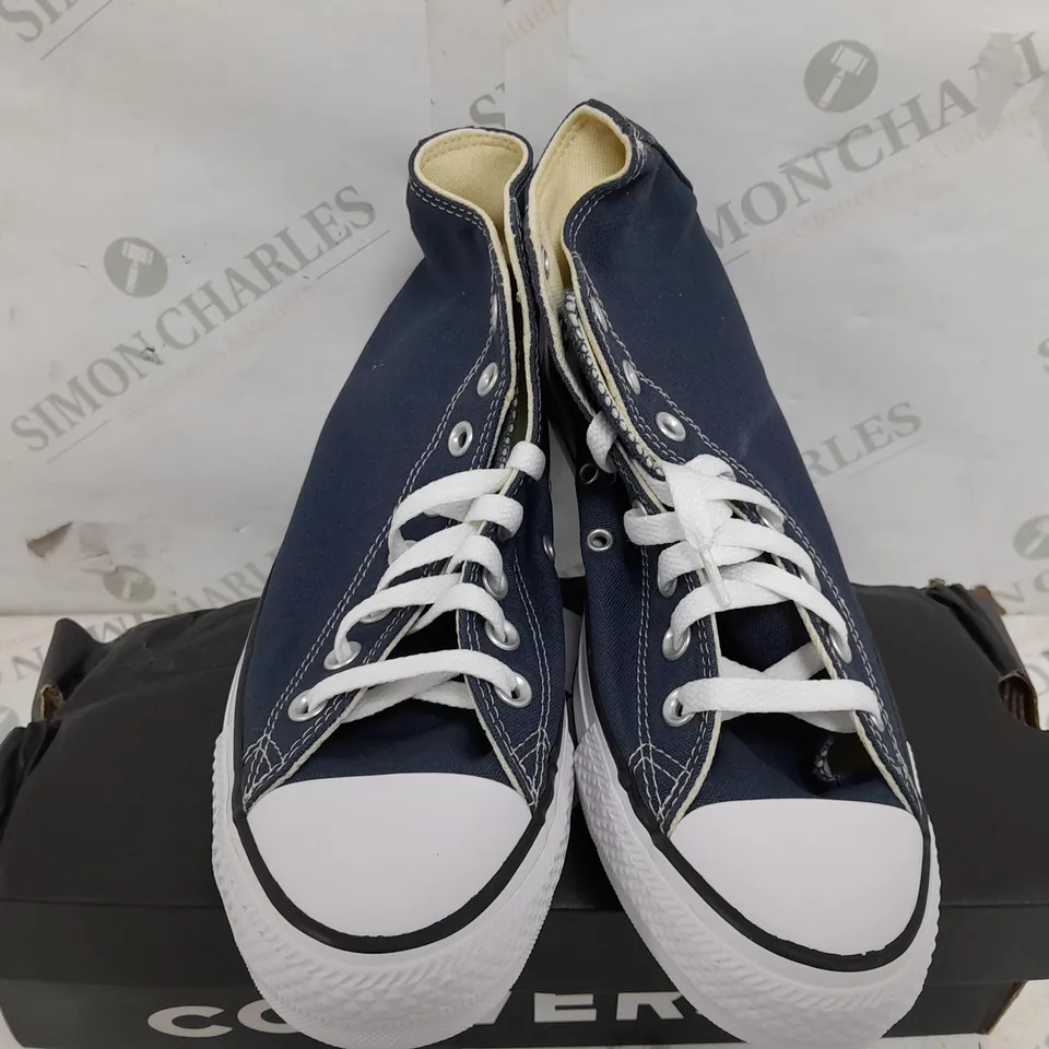 BOXED PAIR OF CONVERSE ALL STAR HI IN NAVY - MENS 7.5