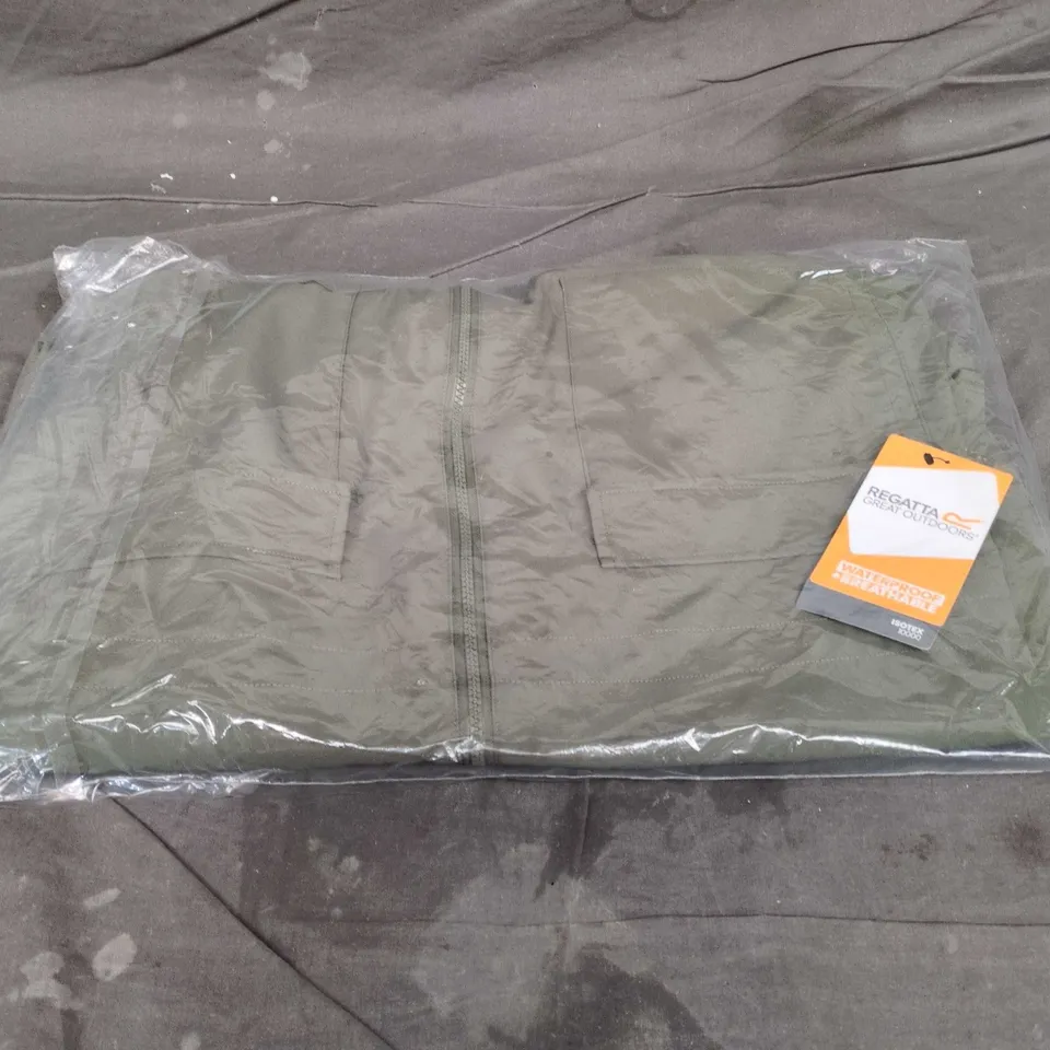 REGATTA GREAT OUTDOORS OTILLIE WATERPROOF JACKET IN FOUR LEAF CLOVER – ISOTEX 10000, SIZE UK 22