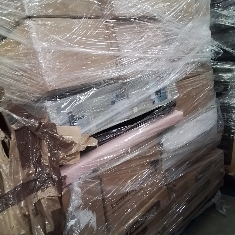 PALLET OF ASSORTED HOUSEHOLD GOODS AND PRODUCTS TO INCLUDE;PARASOL BASE,CAMPING CHAIR,VACUUM CLEANER,SUITCASE 