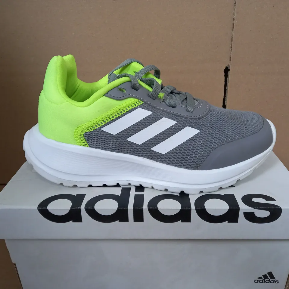 ADIDAS UNISEX TENSAUR RUN 2.0 TRAINERS - KIDS SIZE 10