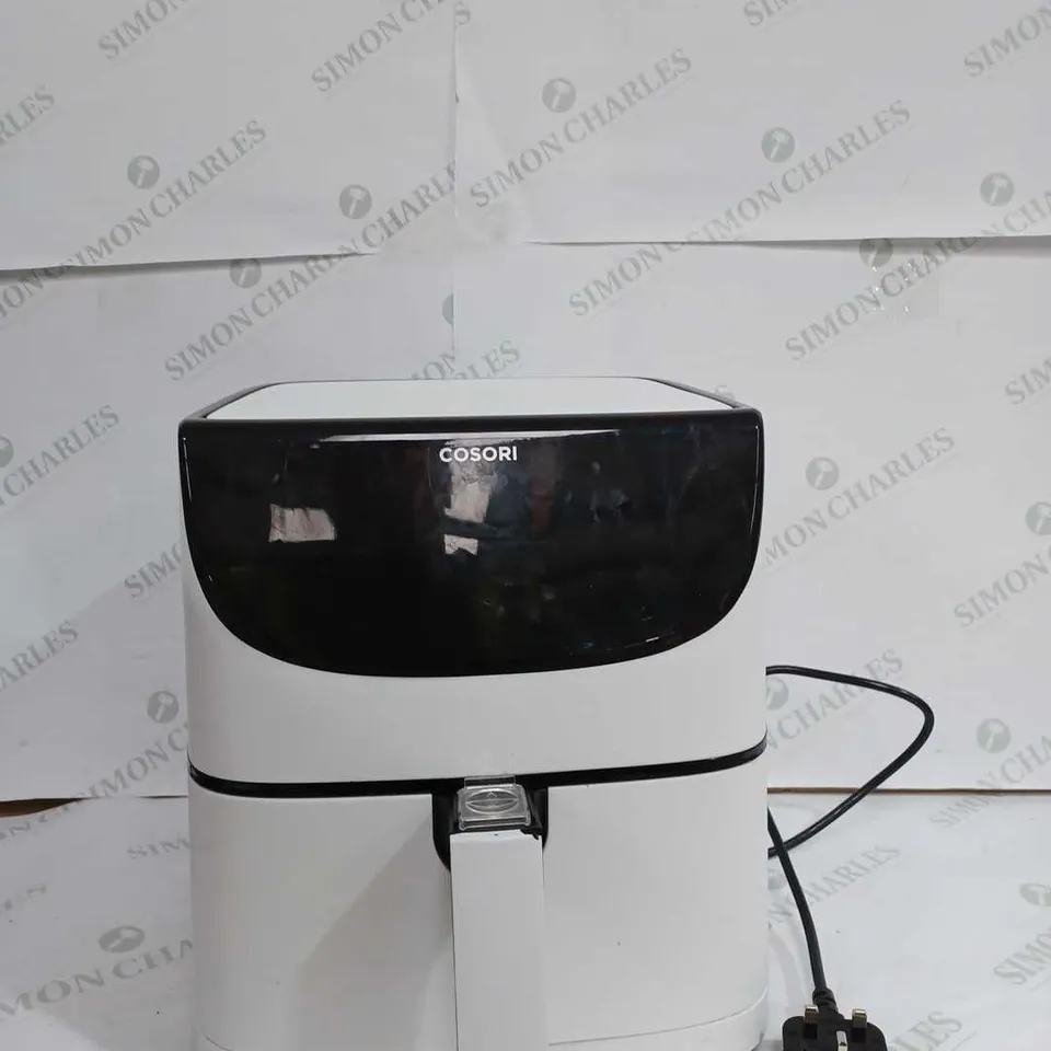 COSORI AIR FRYER 1700W MAX XXL 5.5L DIGITAL TOUCHSCREEN - WHITE