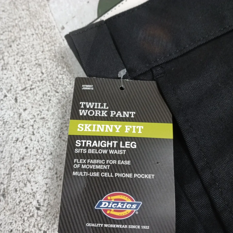 DICKIES TWILL WORK PANT SKINNY FIT – BLACK – UK 36X32 (36X32)