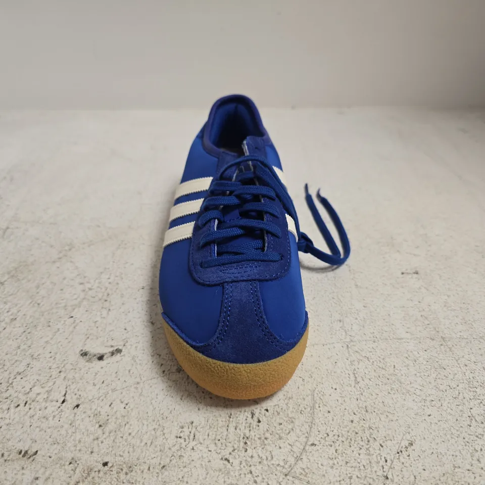PAIR OF ADIDAS ITALIA 70S TRAINERS IN BLUE/WHITE/RED SIZE UK 7.5