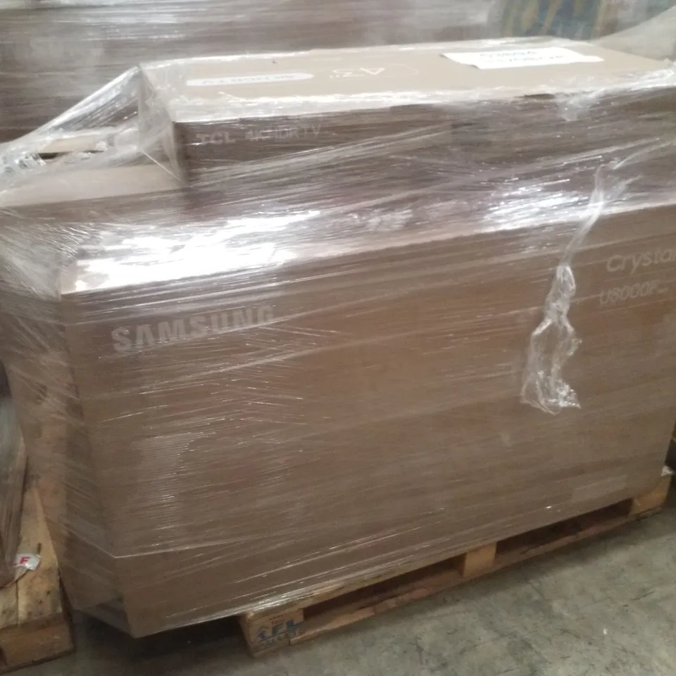 PALLET CONTAINING APPROXIMATELY 8 ASSORTED DAMAGED TVS