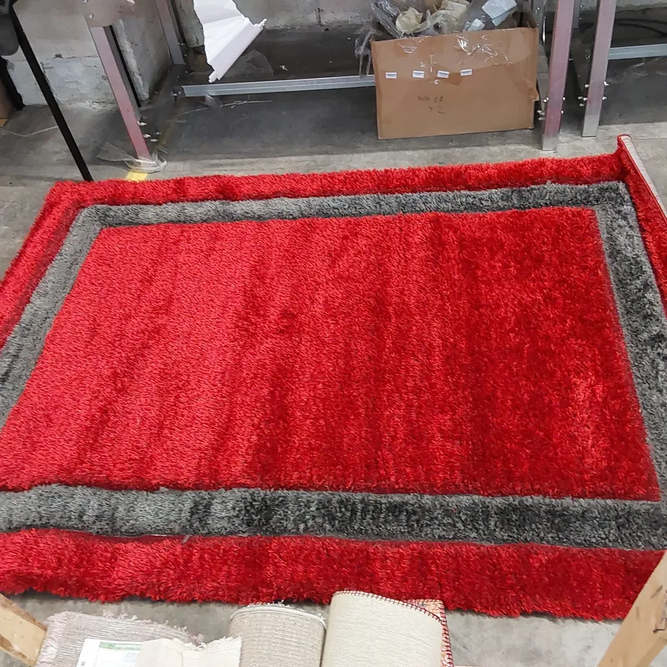 MODERN LARGE SHAGGY RED RUG // 160 X 230CM