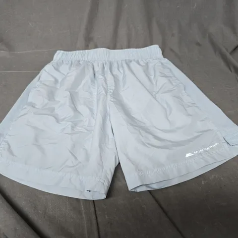 MONTERRAIN CASUAL SHORTS - SIZE M