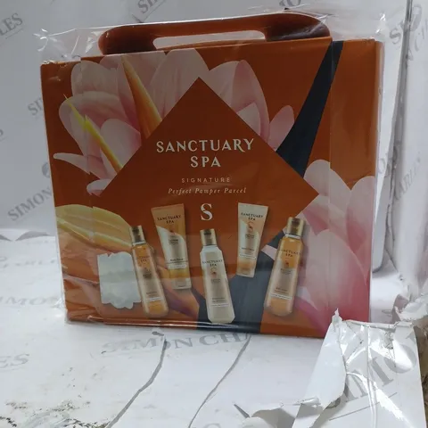 BOXED SANCTUARY SPA SIGNATURE PERFECT PAMPER PARCEL GIFT SET