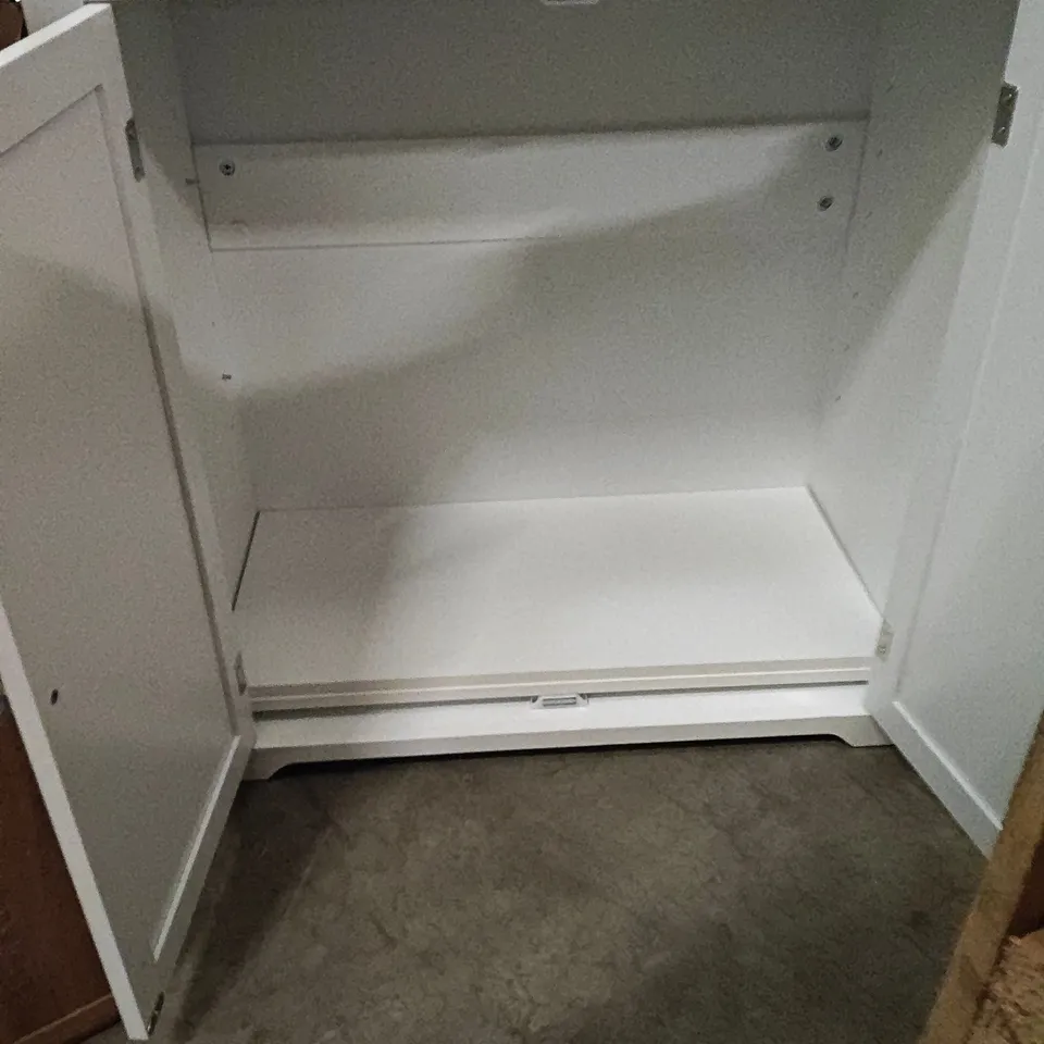 FREESTANDING BATHROOM CABINET WHITE WITH STORAGE