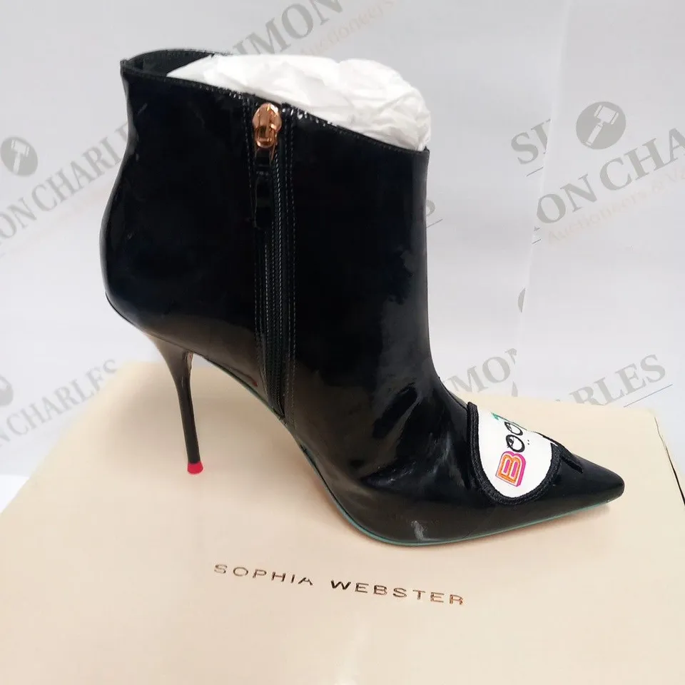 BOXED PAIR OF SOPHIA WEBSTER BOSSY BOOTS BLACK SIZE 40