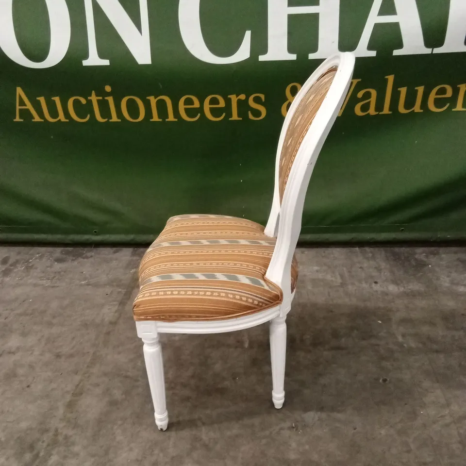 QUALITY DESIGNER RETRO STYLE WOOD & FABRIC ACCENT CHAIR