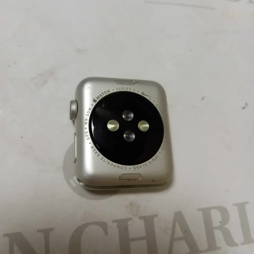 APPLE WATCH SERIES 3