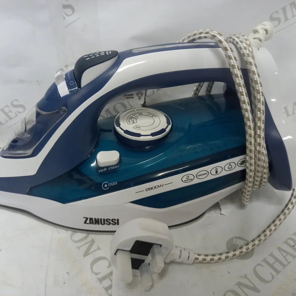 ZANUSSI ZSI-9270-BL IRON DRY & STEAM IRON, BLUE & WHITE