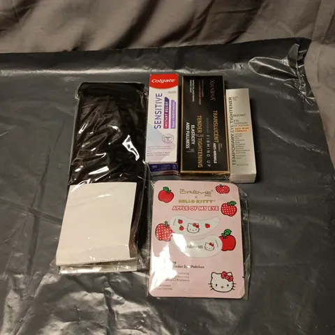 APPROXIMATELY 15 ASSORTED COSMETIC ITEMS INCLUDING TEMPORARY EYE TIGHTENER, HYDROGEL UNDER EYE PATCHES, HAIR EXTENSIONS, SENSITIVE TOOTHPASTE ETC