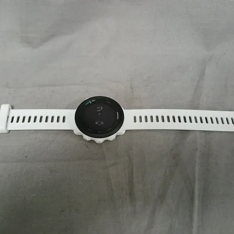 GARMIN FORERUNNER 55 SMARTWATCH – WHITE BAND