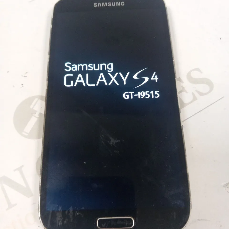 SAMSUNG GALAXY S4 MOBILE PHONE 
