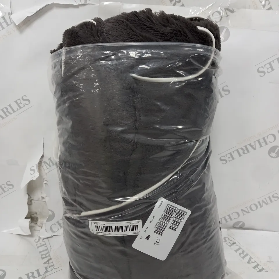 BOXED COZEE HOME VELVETSOFT HEATED THROW IN CHARCOAL