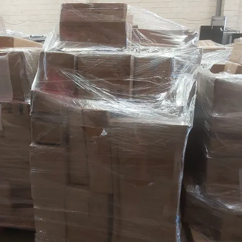 PALLET CONTAINING A VERY LARGE QUANTITY OF ASSORTED DESIGNER LIGHTING PRODUCTS