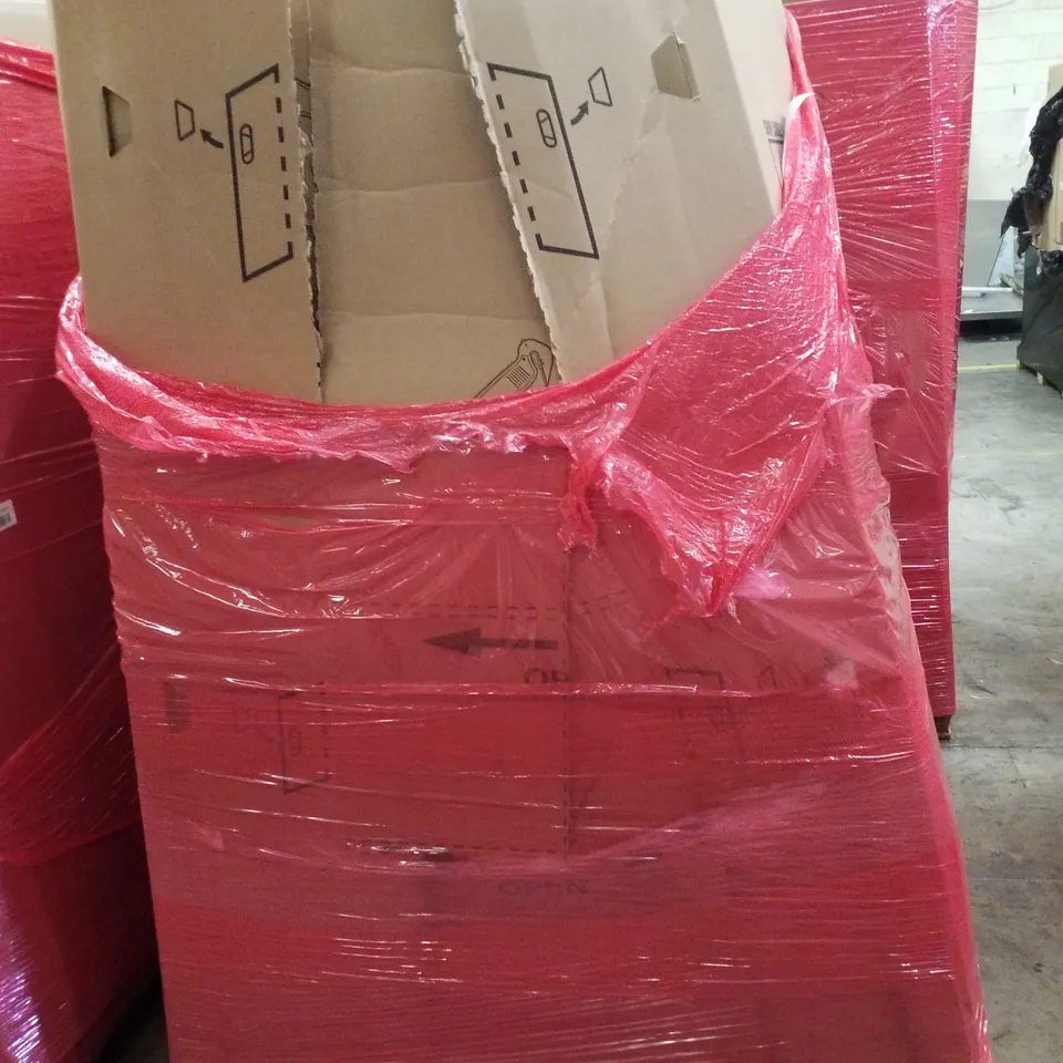PALLET CONTAINING ASSORTED PRODUCTS INCLUDING OFFICE CHAIR, PIANO FITNESS RACK, PIZZA STONE & ELECTRIC STANDING DESK